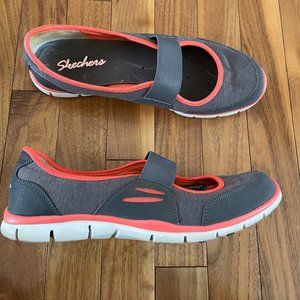 Skechers